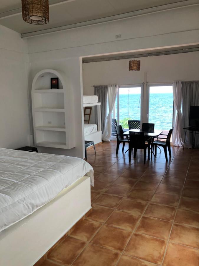 Oceanfront Bungalows - Paradise Rentals Santa Catalina Exterior foto